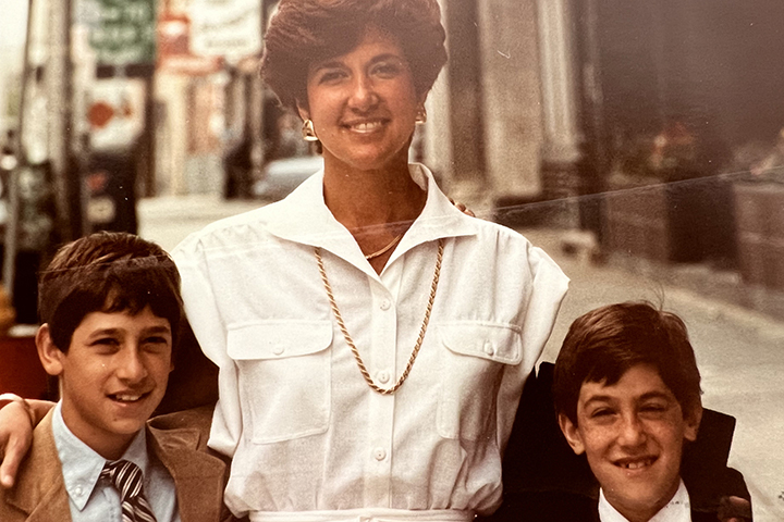 Leslie with her kids, David and Eric.