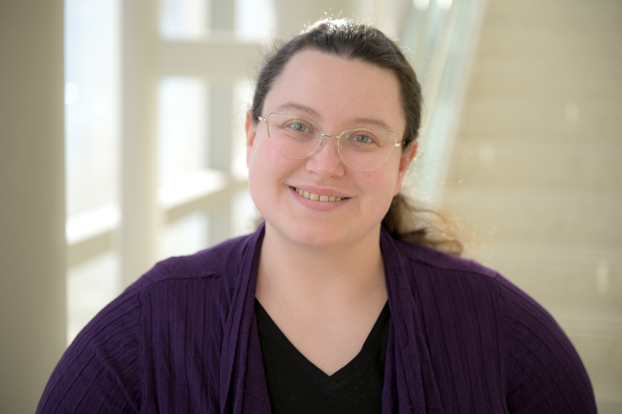 Headshot of Dr. Sarah Holbrook