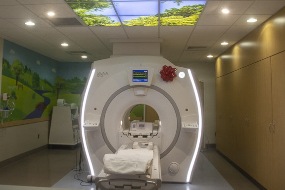 GE-ArtistMRI-8177.jpg