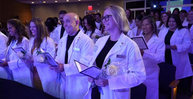 Students recite nursing pledge